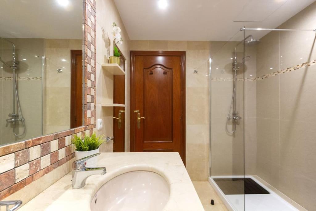 Riviera Park 2B, Central 2 Bed Puerto del Carmen  Eksteriør billede